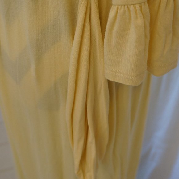 Yellow Maxi dress - Picture 3 of 3